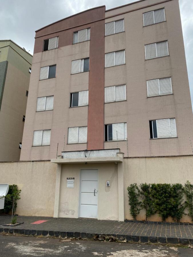 Ferienwohnung Otima Localizacao! Uberlândia Exterior foto